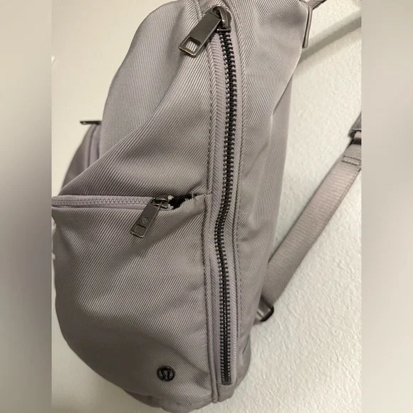 Lululemon Carry Onward Rucksack 12L - Picture 11 of 11